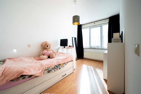 Medium property photo - Vermeerstraat 152, 2525 VN Den Haag